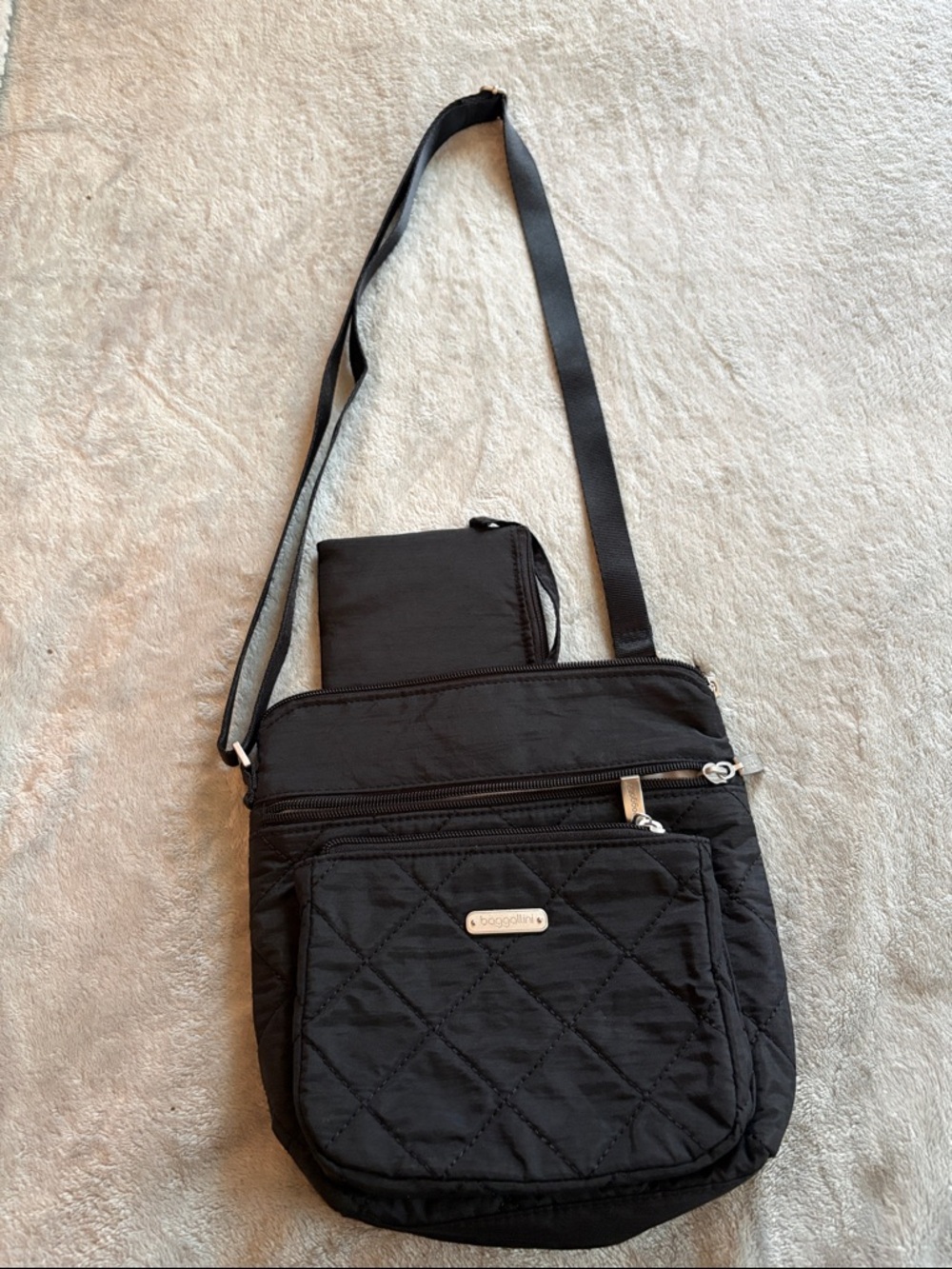 Baggallini Black Quilted Crossbody with Front Pocket